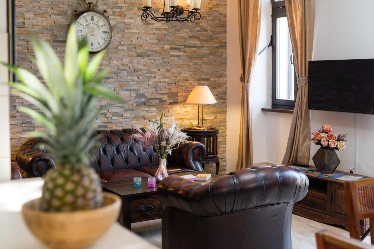 Luxury Apartments Perko Kastela Luaran gambar