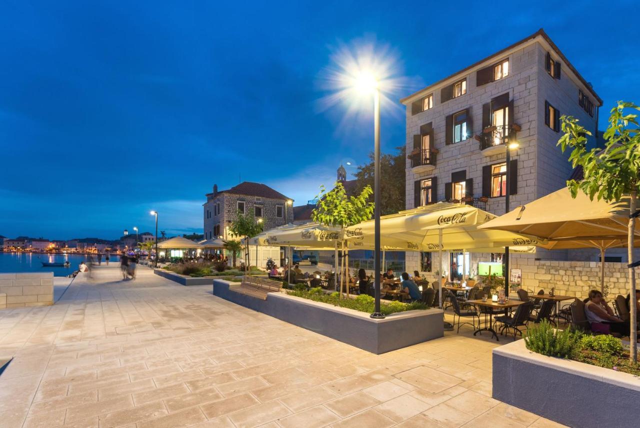 Luxury Apartments Perko Kastela Luaran gambar
