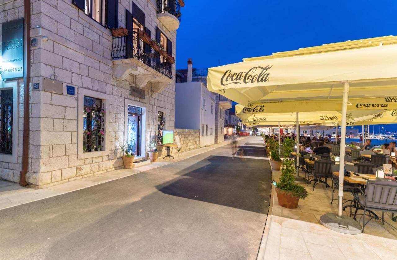 Luxury Apartments Perko Kastela Luaran gambar