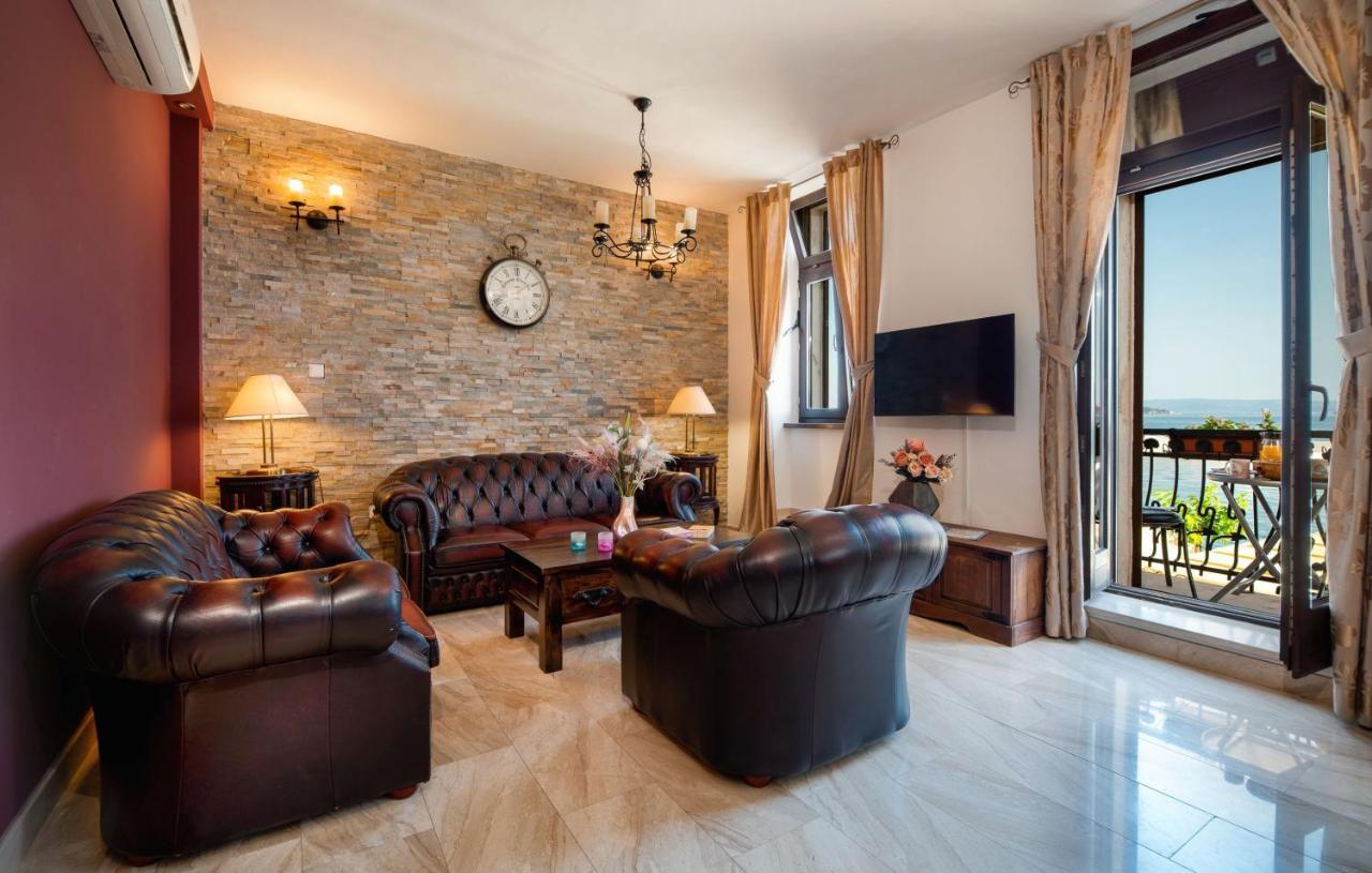 Luxury Apartments Perko Kastela Luaran gambar