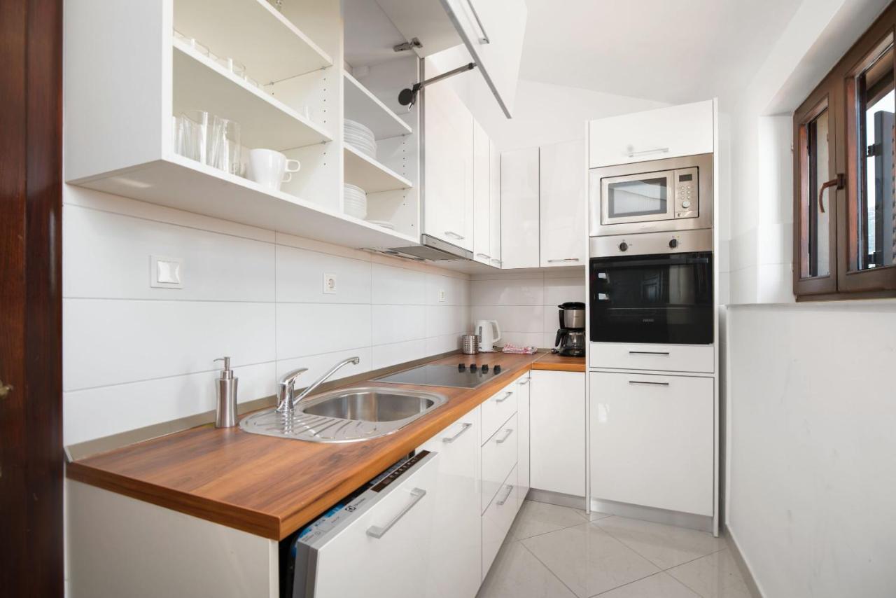 Luxury Apartments Perko Kastela Luaran gambar